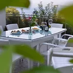 Ada 빌라 *